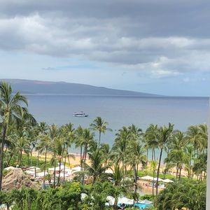 Meet your Posher, Karmin